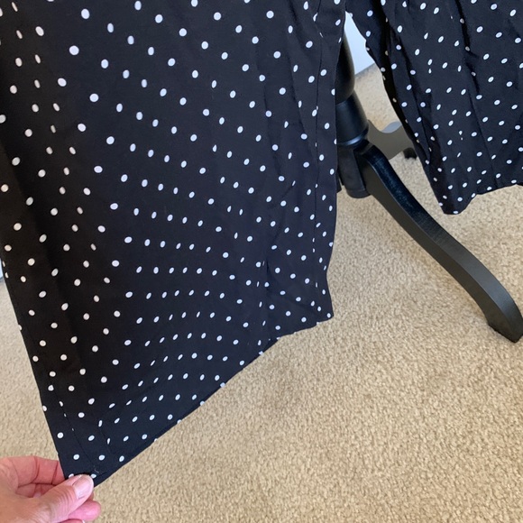 JUMPER - Picture 4 of 12